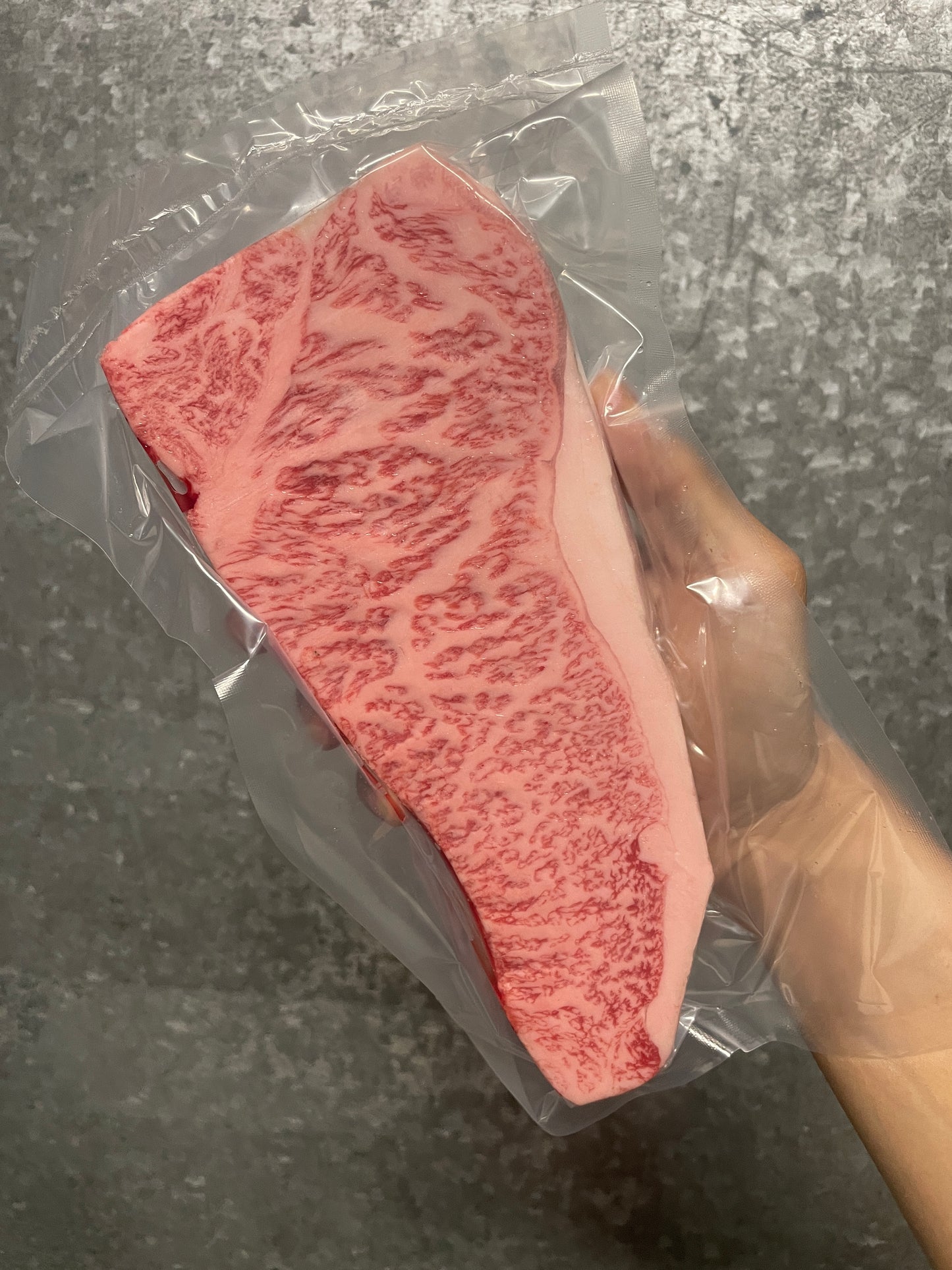 A5 OMI EMPEROR WAGYU NY STRIP