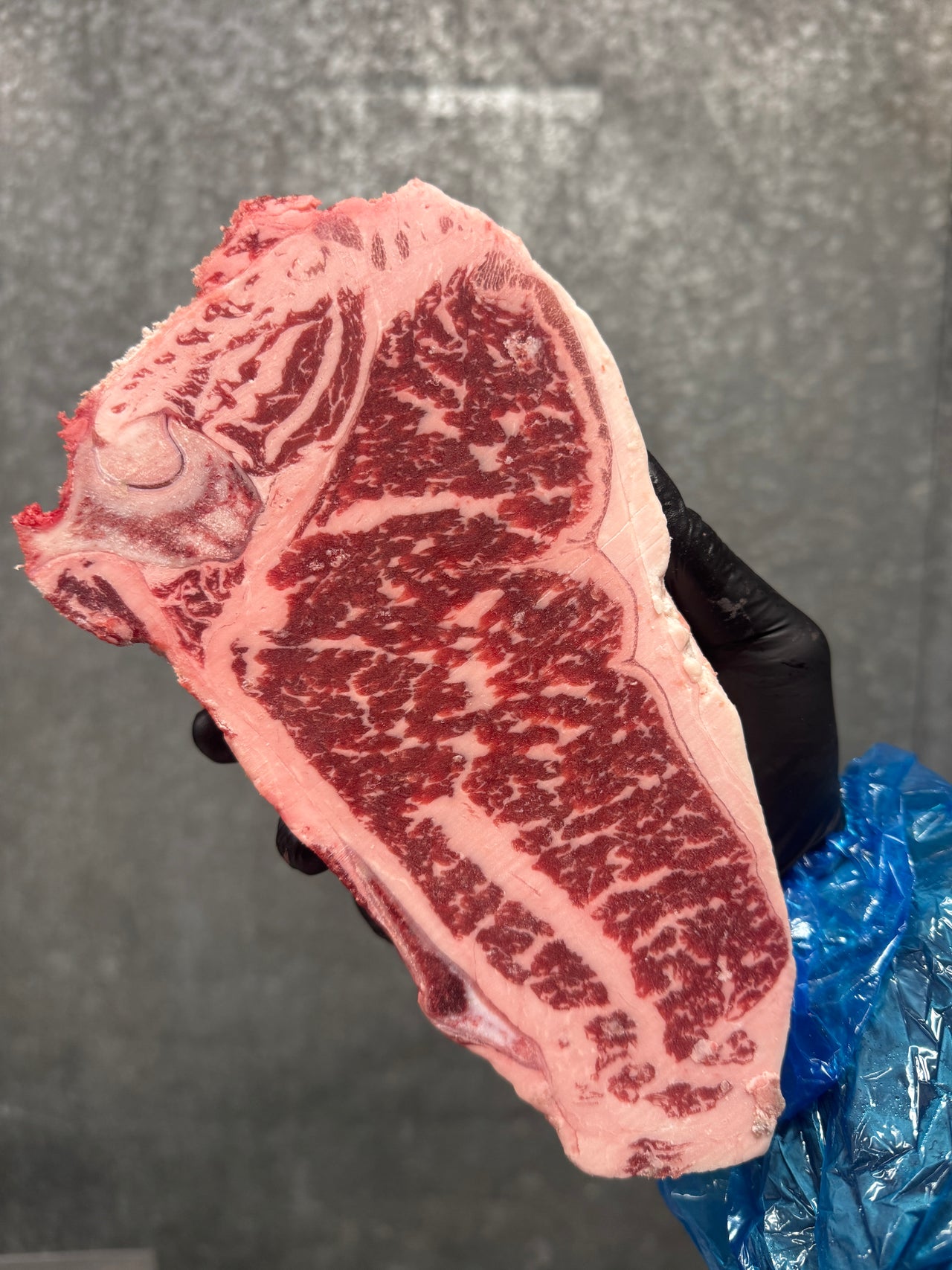AUSTRALIAN WAGYU STRIP (BONE-IN) SILVER
