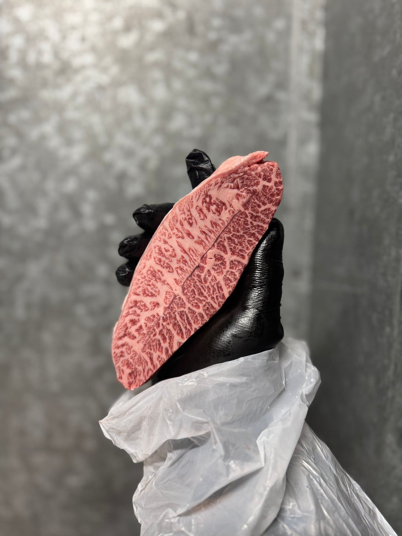 A4 Bushu Samurai Misuji (Flat Iron / Top Blade) — Hasegawa Farms single-origin Japanese Wagyu from Saitama, BMS 8/9
