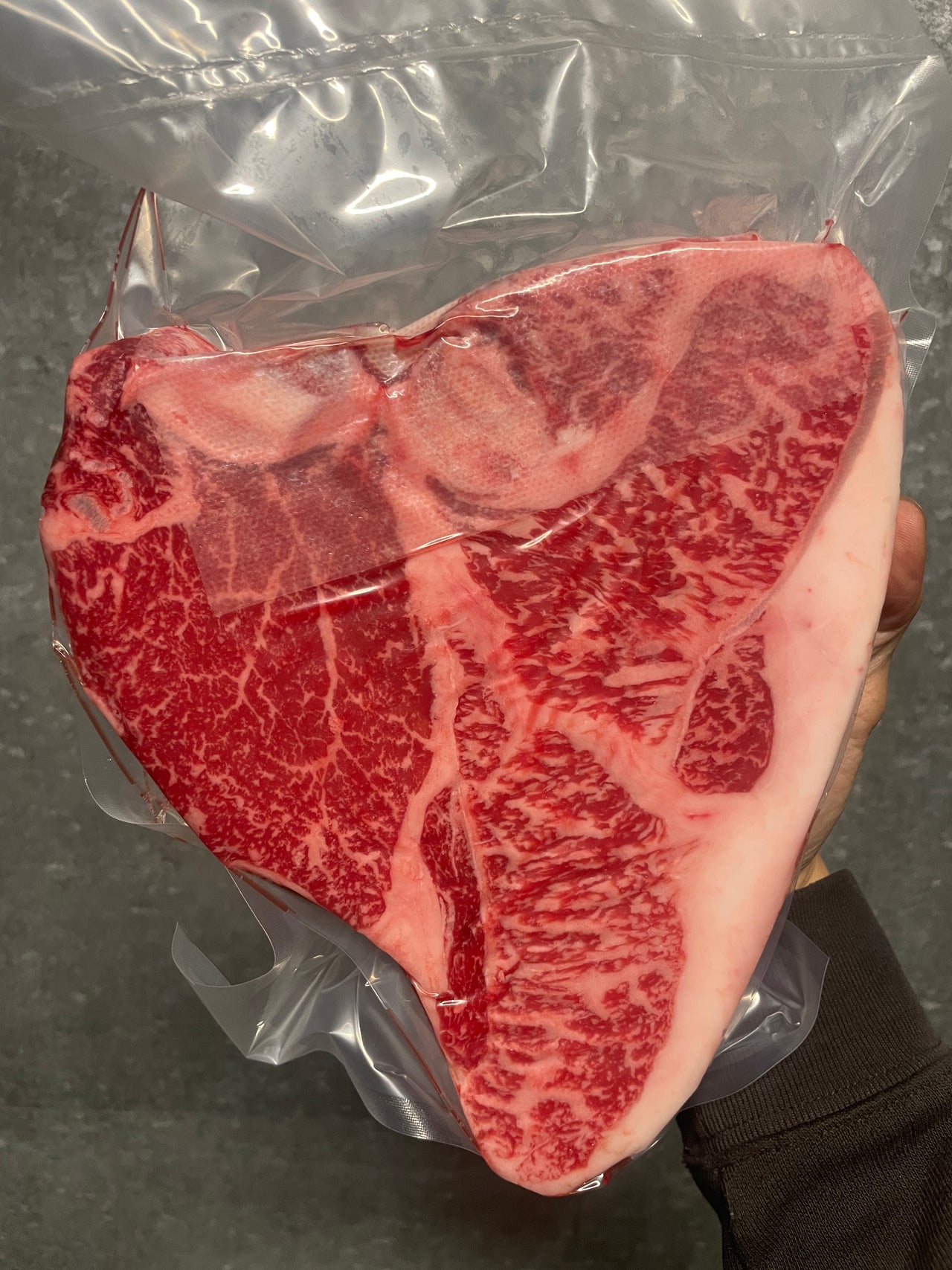 Australian Wagyu Porterhouse Blue — BMS 4/5 Australian Wagyu Blue Label