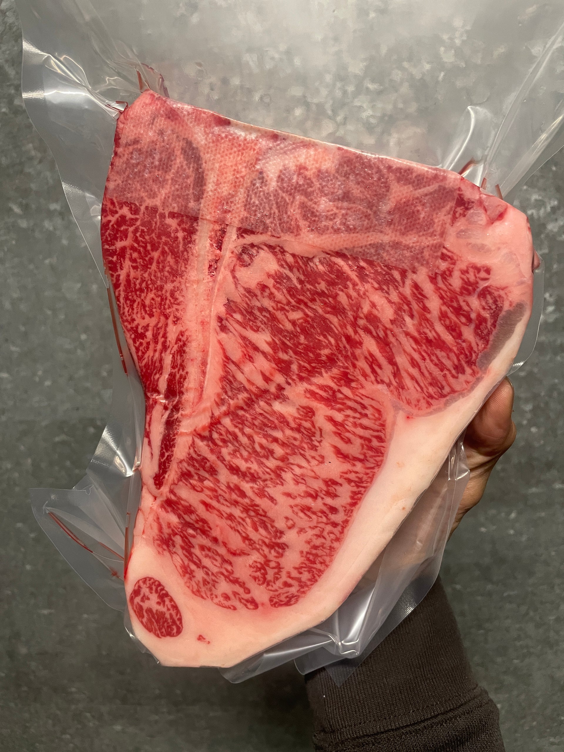 Australian Wagyu T-Bone Blue — BMS 4/5 Australian Wagyu Blue Label